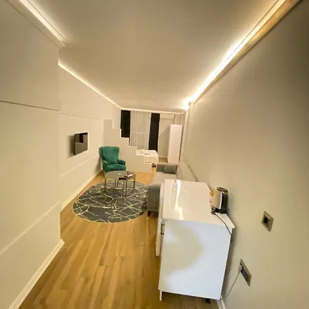 My Blue Butik Apartment